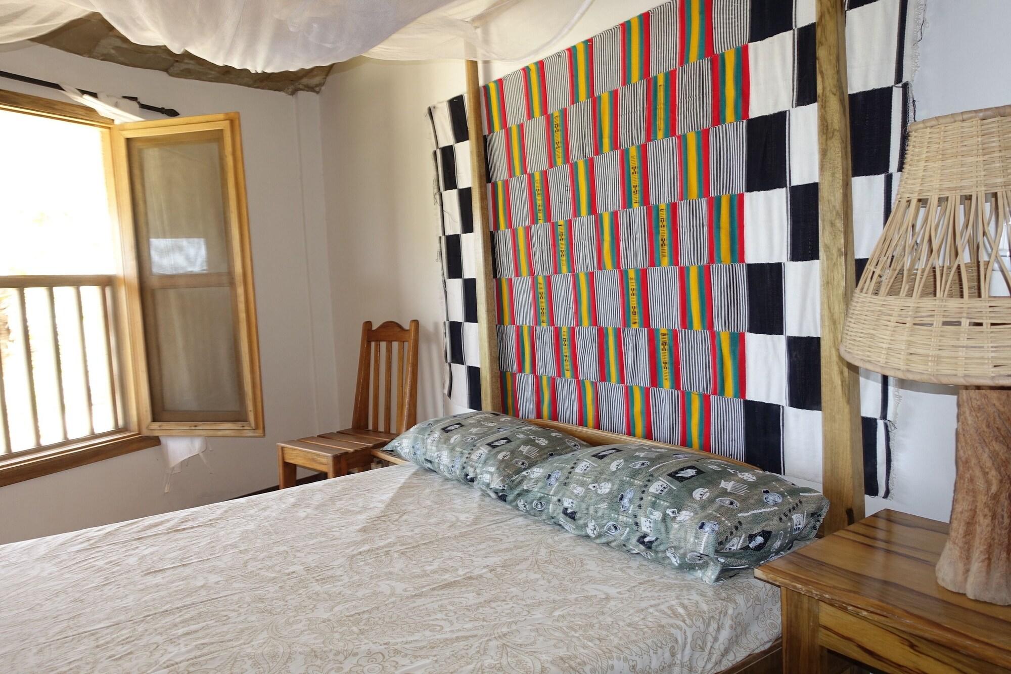 Keur Marrakis Hotel M'Bour Exterior photo