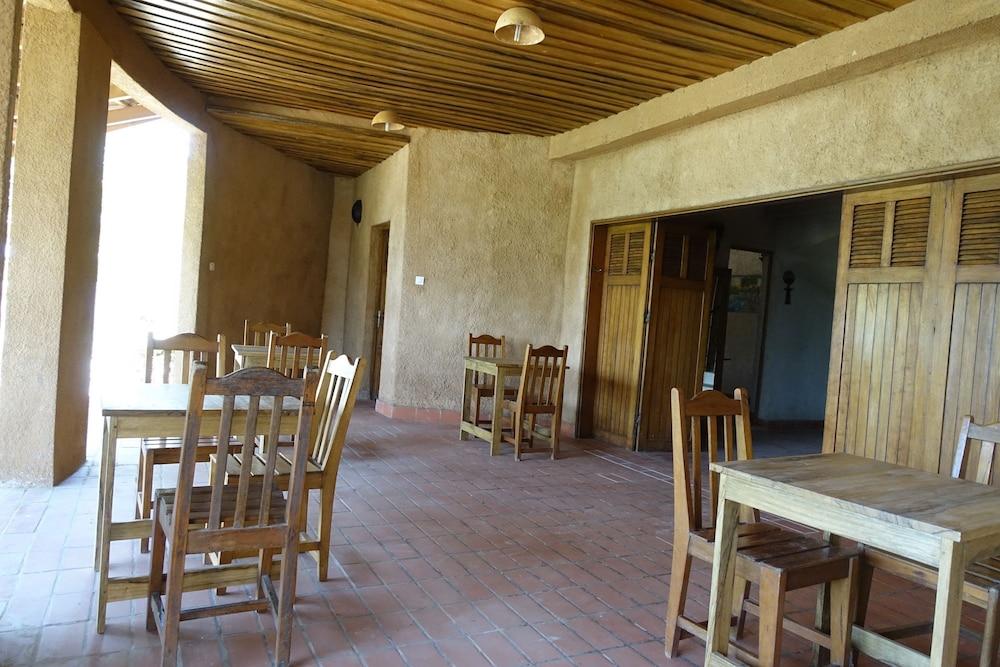 Keur Marrakis Hotel M'Bour Exterior photo