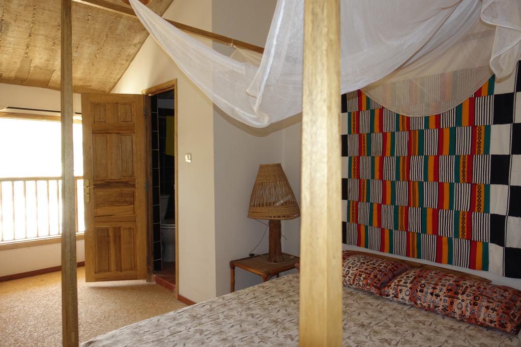 Keur Marrakis Hotel M'Bour Exterior photo